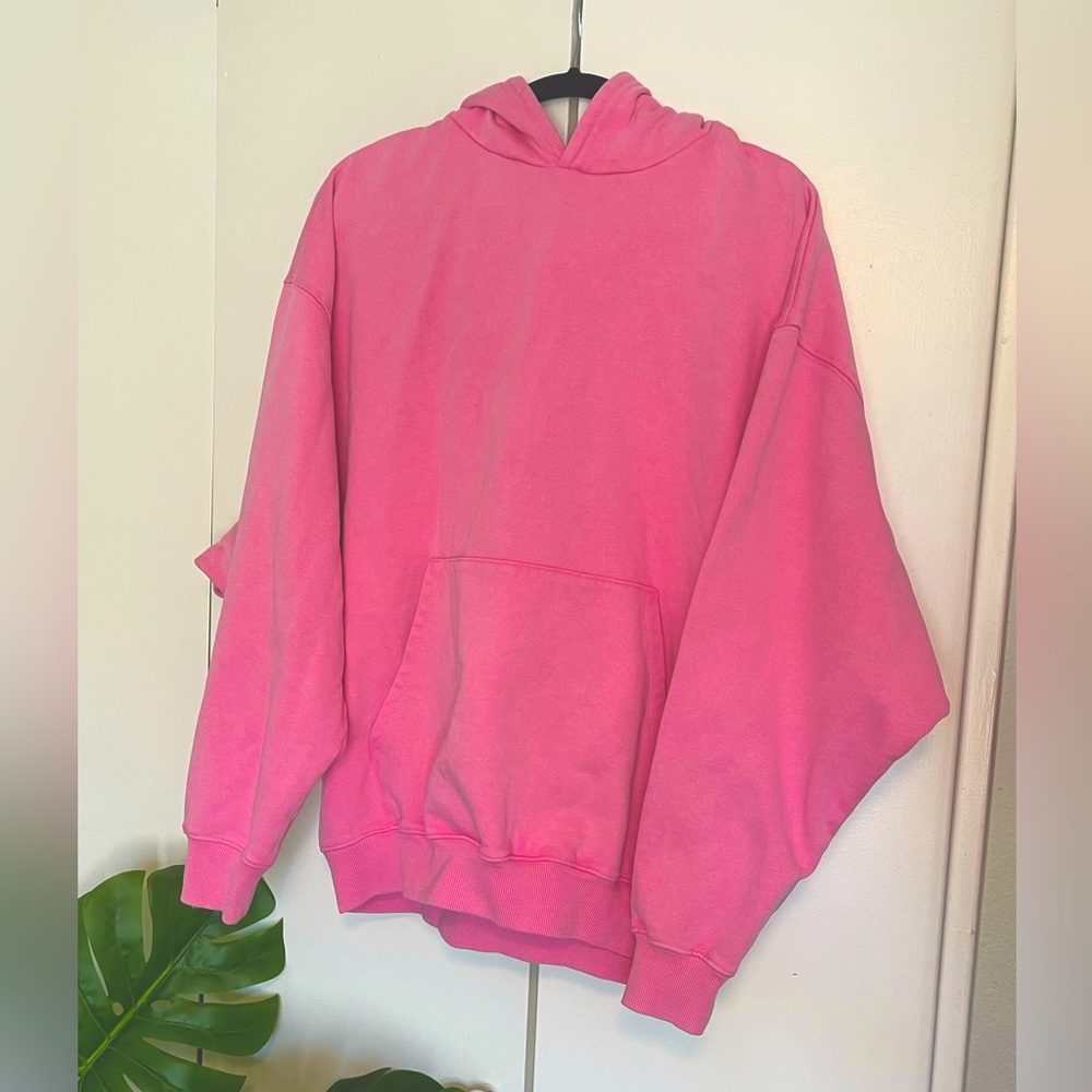 Skims RARE bubblegum pink BOYFRIEND FLEECE HOODIE- size M